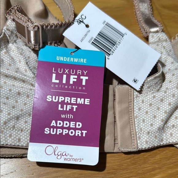 Olga bra Luxury Fit Supreme Lift Underwire - Picture 6 of 6